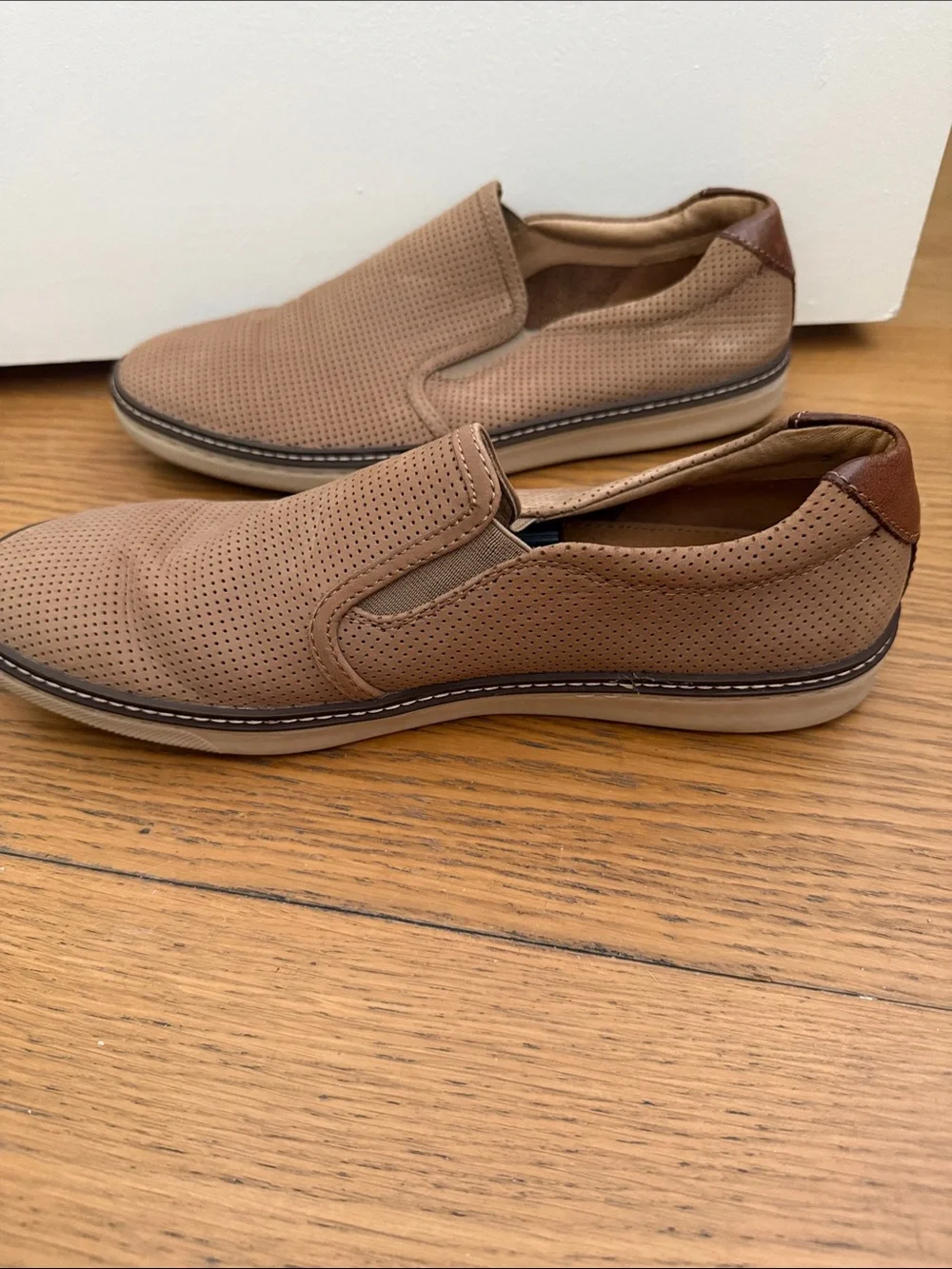 Men's Johnston & Murphy Perforated Slip-On Leather Casual Shoes - Tan Size 10.5